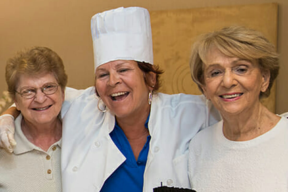 The Levin Palace at MorseLife, Clubs and Activities, Senior Independent Living